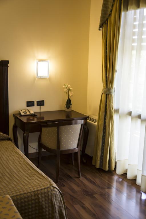 Hotel Regio Rubiera Quarto foto